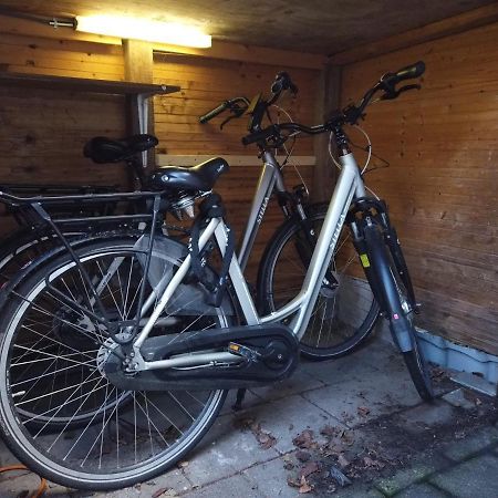 2-Room Apartment + 2 E-Bikes Αλκμάαρ Εξωτερικό φωτογραφία